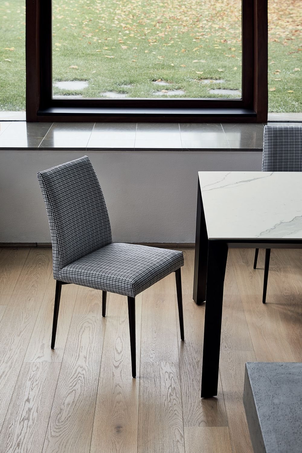 Mila Product Image