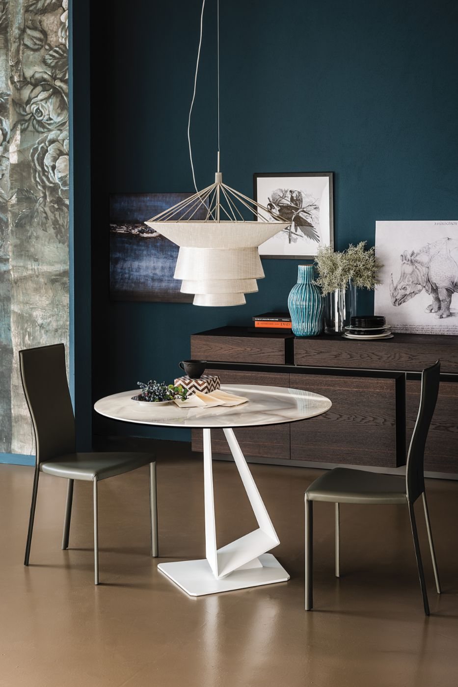 Roger Product Image