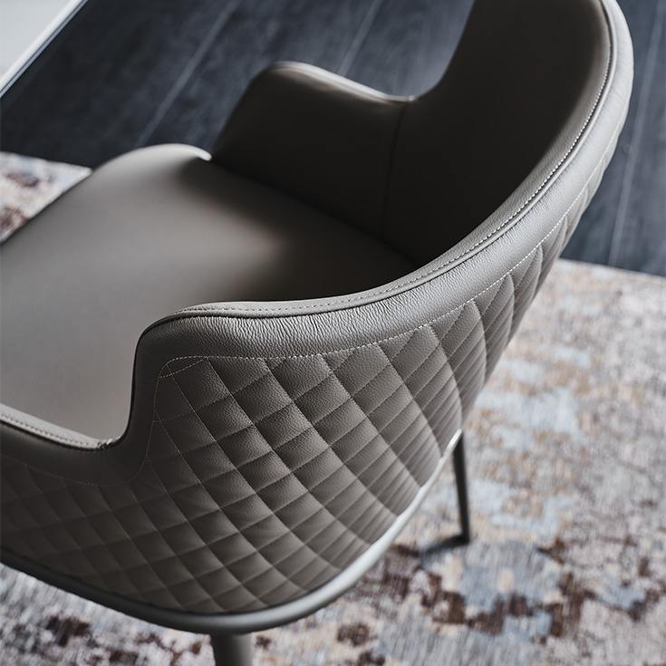 Magda Product Image