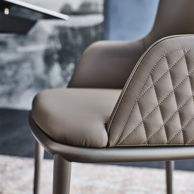 Magda Product Image